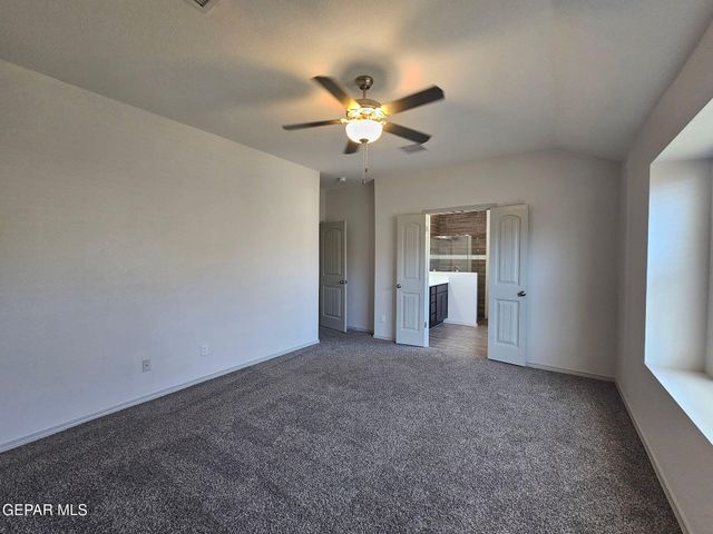1096 Summer Night Place, Horizon City, TX 79928