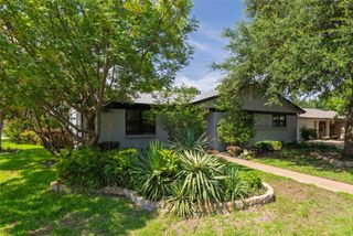 2101 Gettysburg Place, Bedford, TX 76022