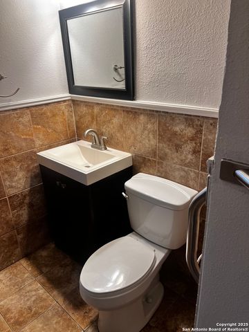 266 kate schenck, San Antonio, TX 78223