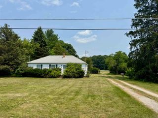 9260 N Elms Road, Vienna Twp, MI 48420