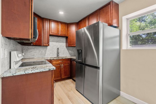 227 N Whitney Street, St Augustine, FL 32084