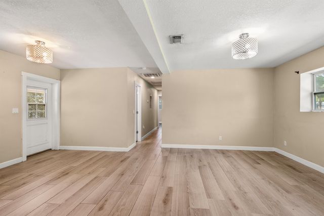 227 N Whitney Street, St Augustine, FL 32084