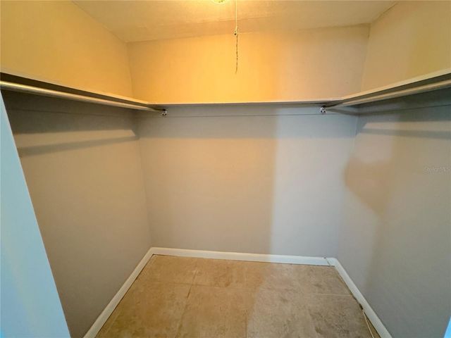 3883 HAWKEYE CIRCLE, Sarasota, FL 34232