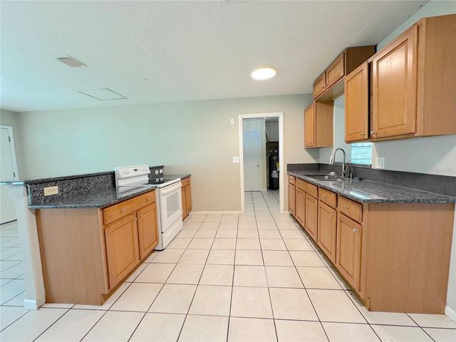 3883 HAWKEYE CIRCLE, Sarasota, FL 34232