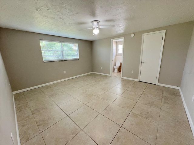 3883 HAWKEYE CIRCLE, Sarasota, FL 34232