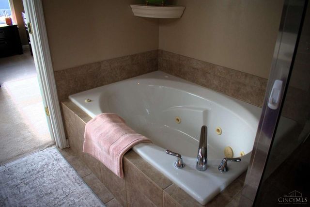 55 Martin Lane, Springboro, OH 45066
