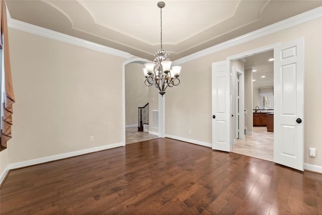 79 S Bantam Woods Circle, The Woodlands, TX 77382