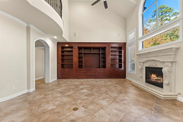 79 S Bantam Woods Circle, The Woodlands, TX 77382