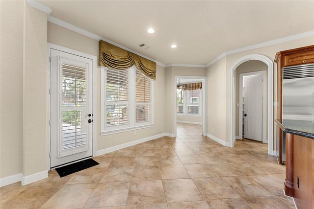 79 S Bantam Woods Circle, The Woodlands, TX 77382