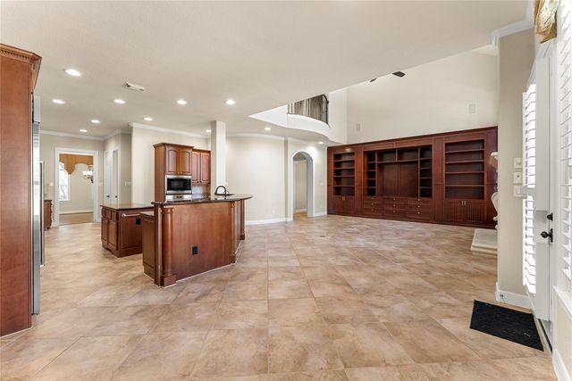 79 S Bantam Woods Circle, The Woodlands, TX 77382