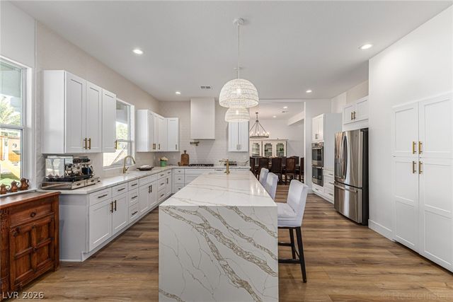 5698 Quiet Cloud Court, Las Vegas, NV 89141