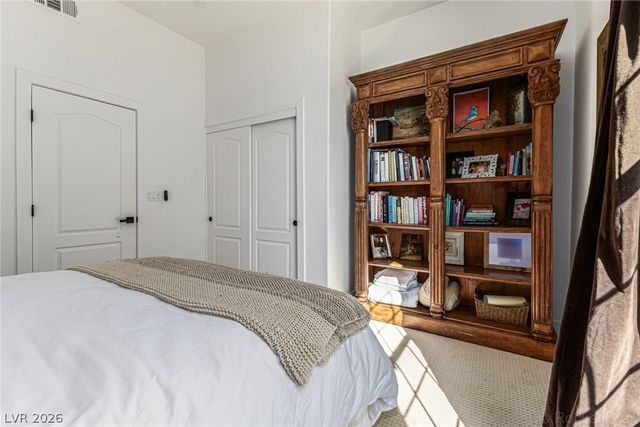 5698 Quiet Cloud Court, Las Vegas, NV 89141