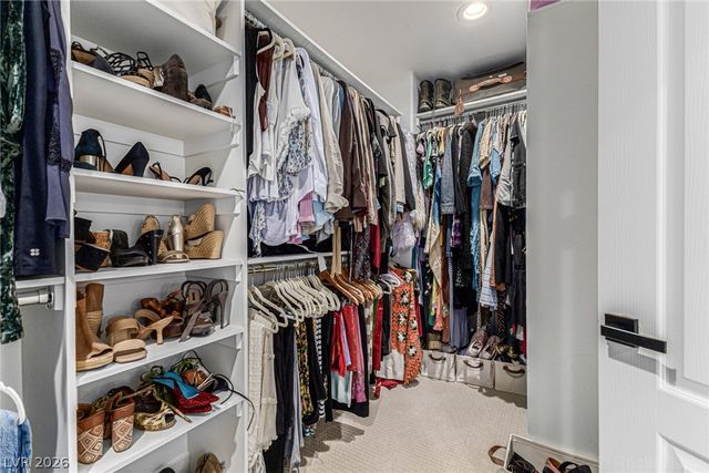 5698 Quiet Cloud Court, Las Vegas, NV 89141