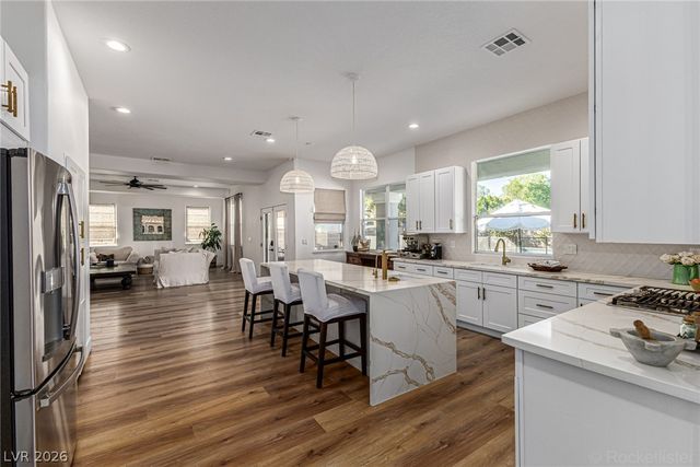 5698 Quiet Cloud Court, Las Vegas, NV 89141