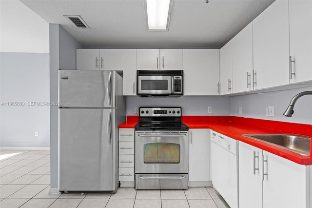 3410 Coral Way 904, Miami, FL 33145