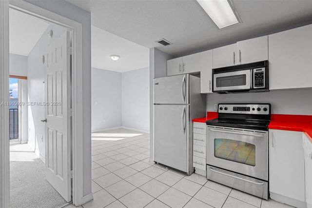 3410 Coral Way 904, Miami, FL 33145