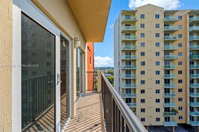 3410 Coral Way 904, Miami, FL 33145