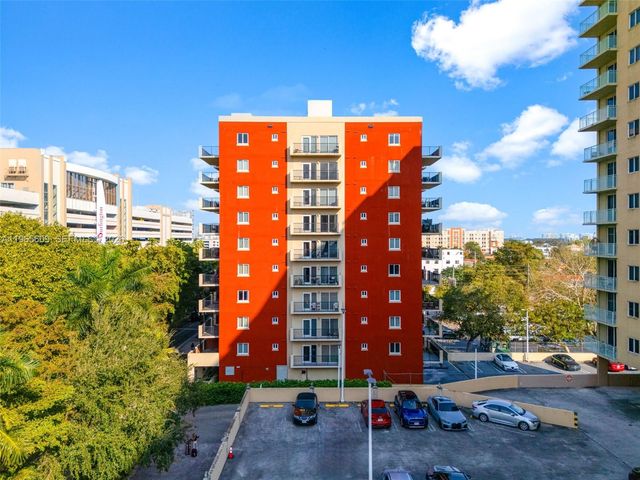 3410 Coral Way 904, Miami, FL 33145