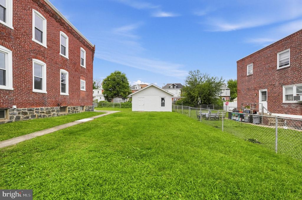 123 E MADISON AVE, Clifton Heights, PA 19018 — photo 2