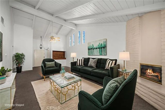 2011 W Katella 3, Anaheim, CA 92804