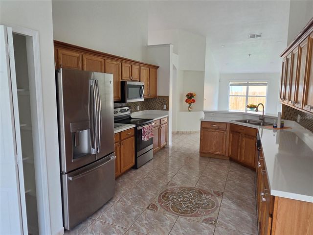 2525 HIKERS COURT, Kissimmee, FL 34743