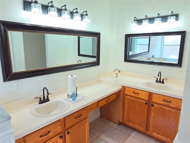 2525 HIKERS COURT, Kissimmee, FL 34743