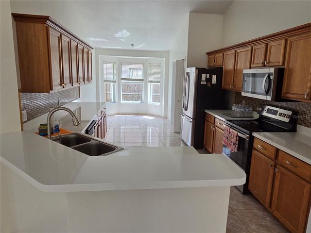 2525 HIKERS COURT, Kissimmee, FL 34743