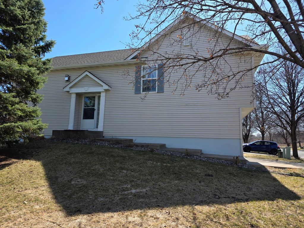 7510 Hampton Lane, Prior Lake, MN 55379 — photo 2