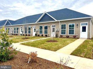 13B LOCKWOOD DR, Inwood, WV 25428