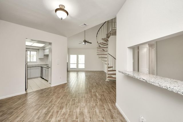 4144 Greystone Way 609, Sugar Land, TX 77479