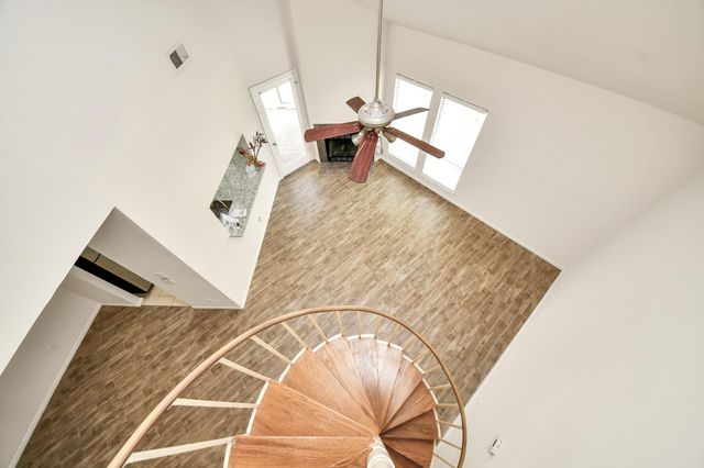 4144 Greystone Way 609, Sugar Land, TX 77479