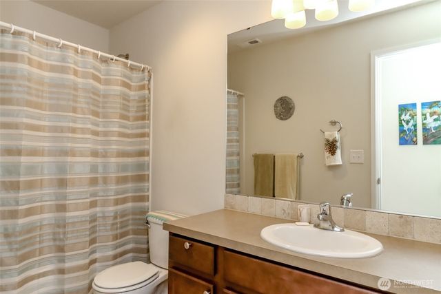 1201 27th Street NW, Puyallup, WA 98371