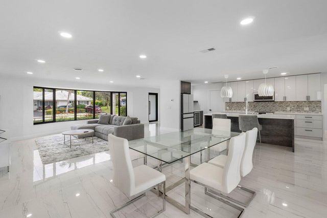 1200 SW 8th Street, Boca Raton, FL 33486