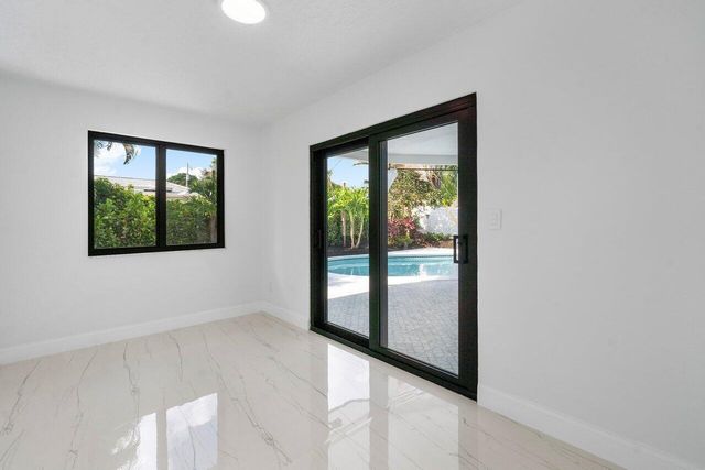 1200 SW 8th Street, Boca Raton, FL 33486