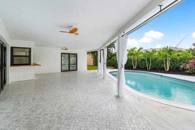 1200 SW 8th Street, Boca Raton, FL 33486