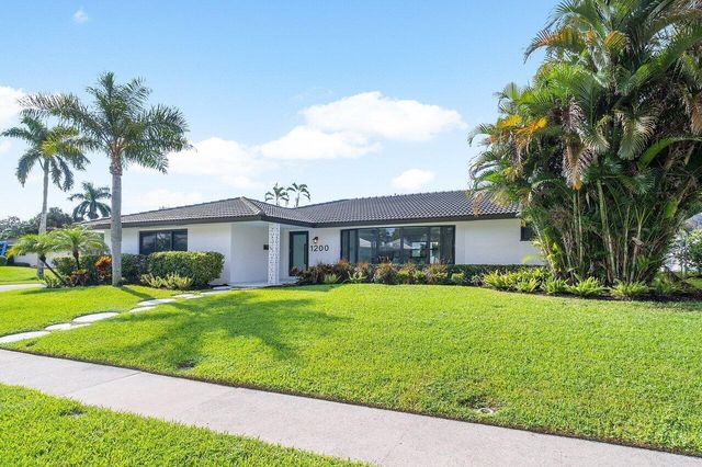 1200 SW 8th Street, Boca Raton, FL 33486