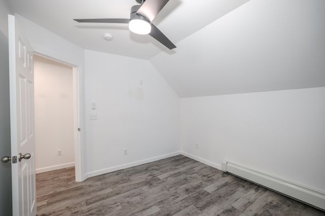 11 Ash Street, Londonderry, NH 03053