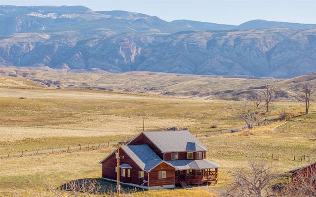2477 Beaver Creek Rd, Shell, WY 82441
