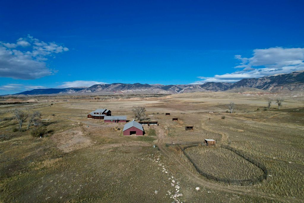 2477 Beaver Creek Rd, Shell, WY 82441