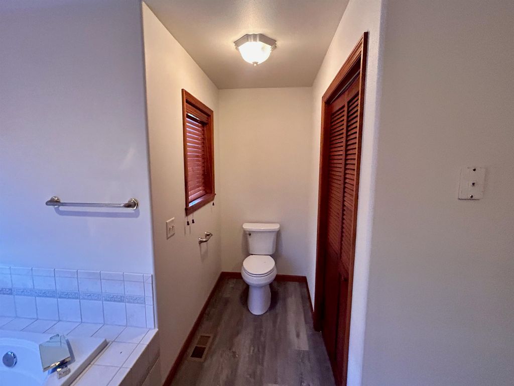 2477 Beaver Creek Rd, Shell, WY 82441 photo 16