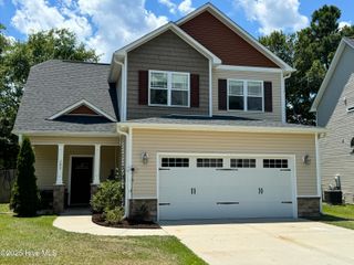 123 Peggys Trace, Sneads Ferry, NC 28460