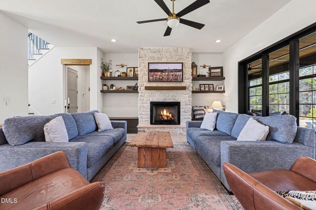 7839 Raleigh Road, Benson, NC 27504