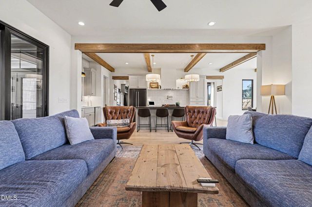 7839 Raleigh Road, Benson, NC 27504