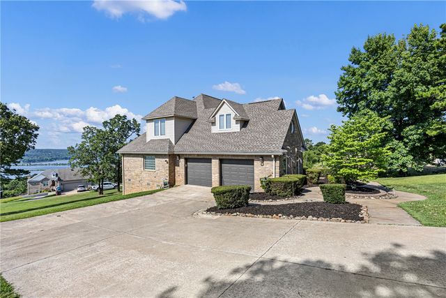 49 Castle Rock Drive, Russellville, AR 72801