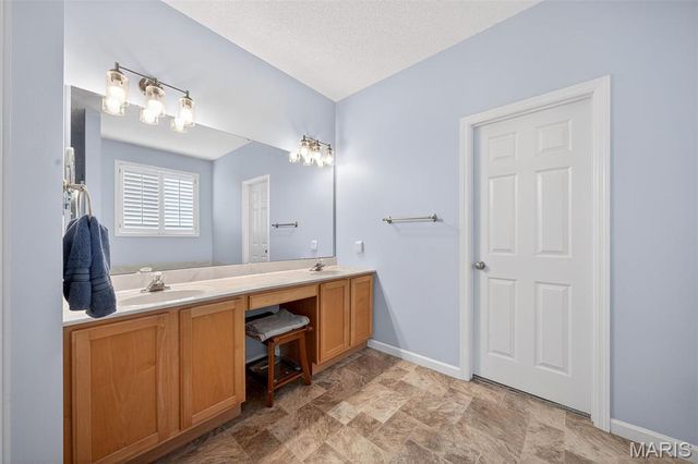 211 England Drive, O'fallon, MO 63366