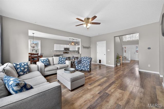 211 England Drive, O'fallon, MO 63366