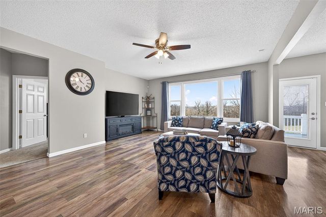 211 England Drive, O'fallon, MO 63366