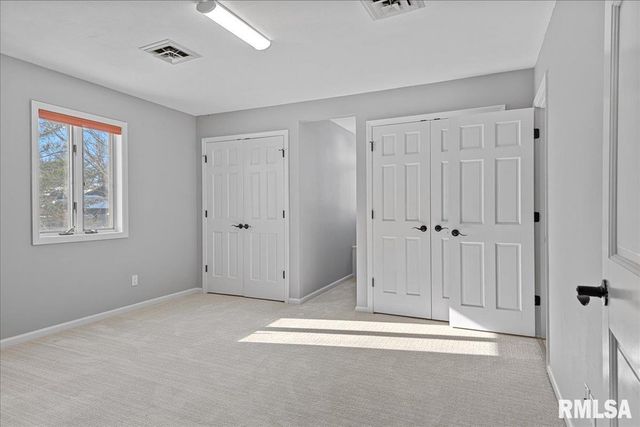 804 FAIRFAX Court, Springfield, IL 62702