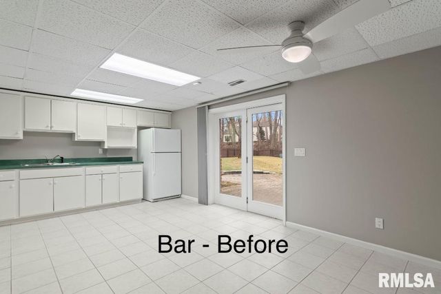 804 FAIRFAX Court, Springfield, IL 62702