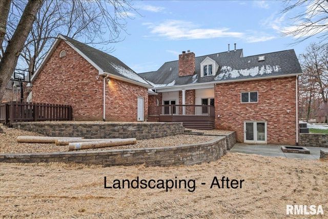 804 FAIRFAX Court, Springfield, IL 62702